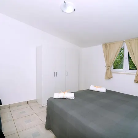 Brezza Dell'alento Aparthotel 4*